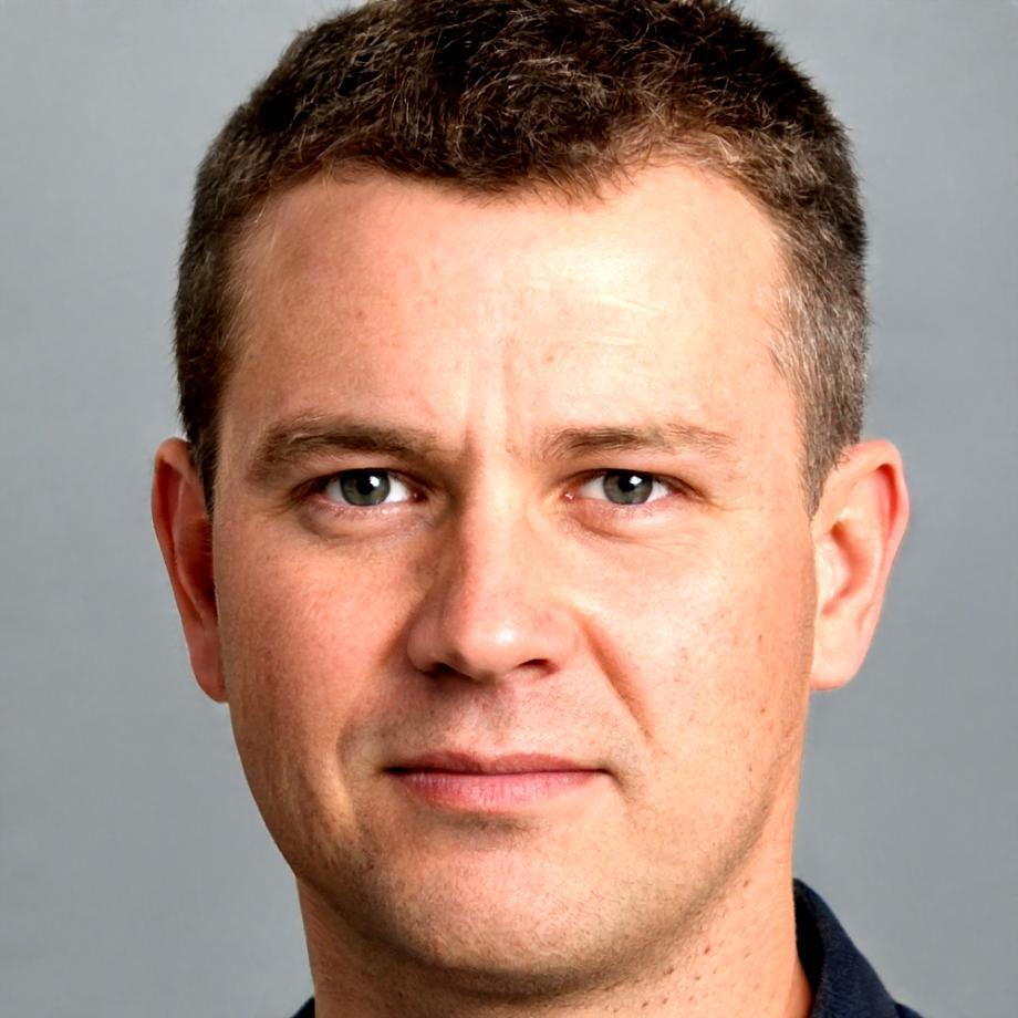 Portrait de Julien Fontaine, formateur en analyse financière